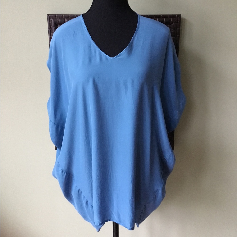 Vince 100% Silk Drapey Dolman Sleeve Cocoon Style V-Neck Top